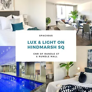 https://lux-2br-on-hindmarsh-sq.adelaidehotels-au.com