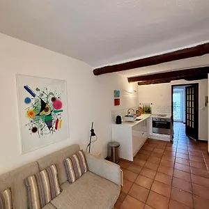 Rue Neuve Apartment