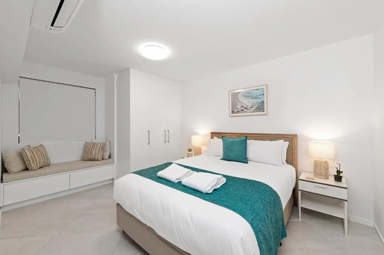 Alexandria Apartments Alexandra Headland Aparthotel