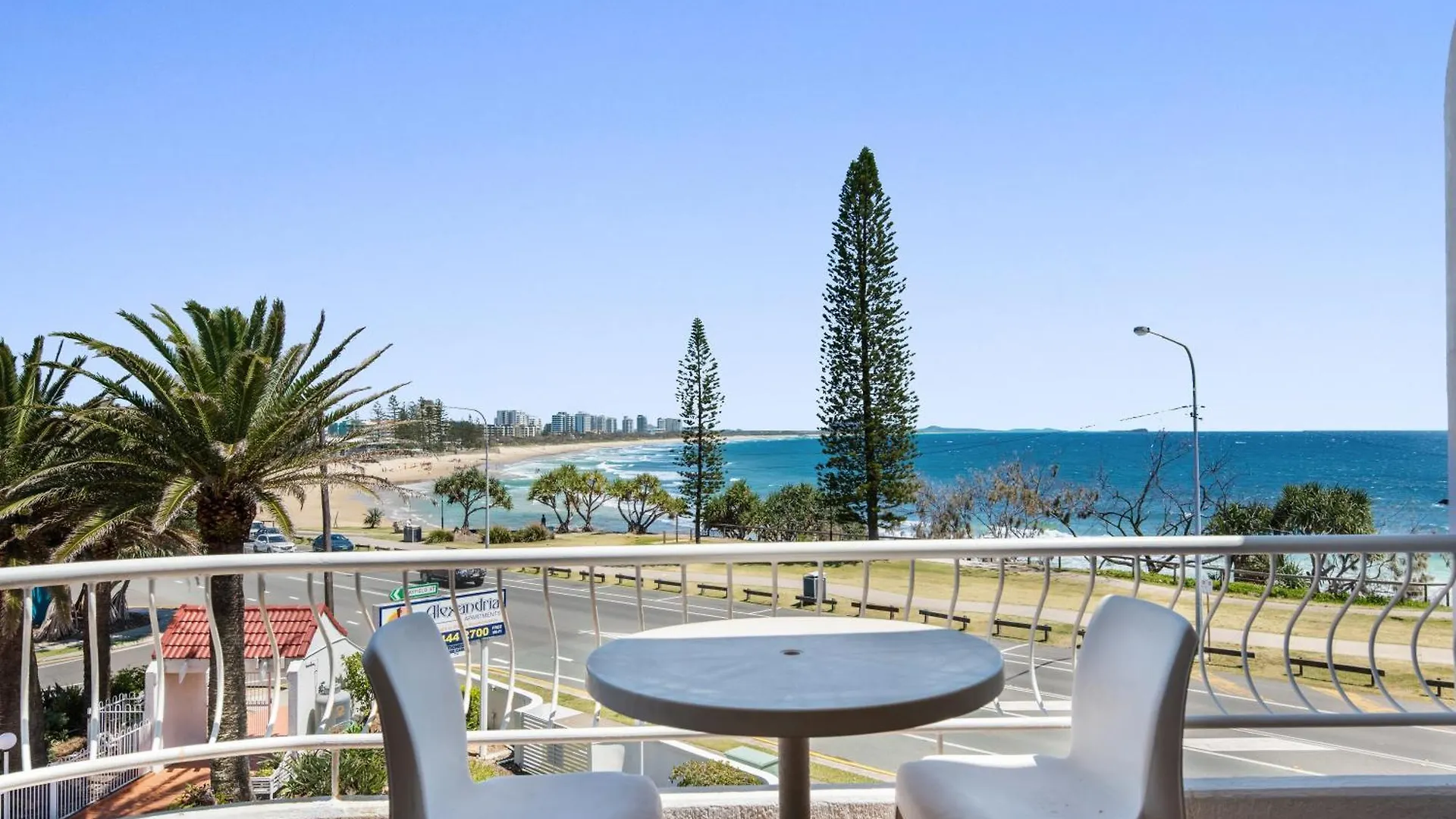 Aparthotel Alexandria Apartments Alexandra Headland